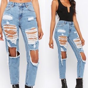 . Forever 21 Super Distressed Mid Rise Boyfriend/Mom Ankle Jeans